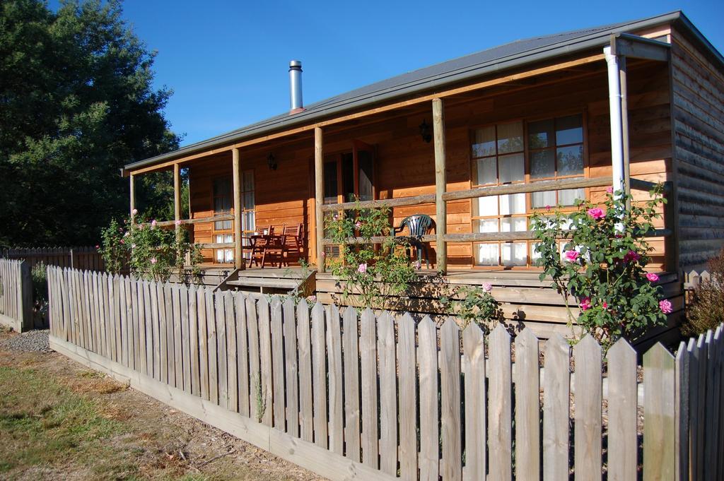 Sanctuary Park Cottages Healesville Ruang foto